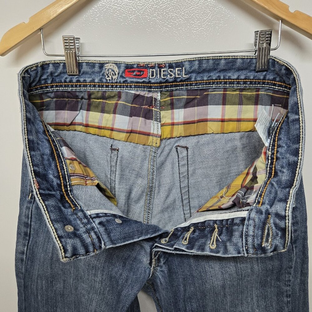Diesel Mens Jeans Size 31 Blue Denim Straight Casual Designer - Picture 5 of 12